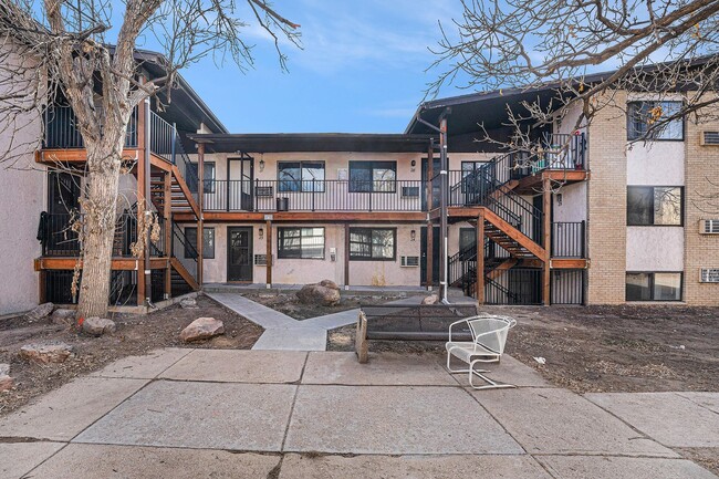 Photo - 3 Bed 2 Bath Condo Available Now!