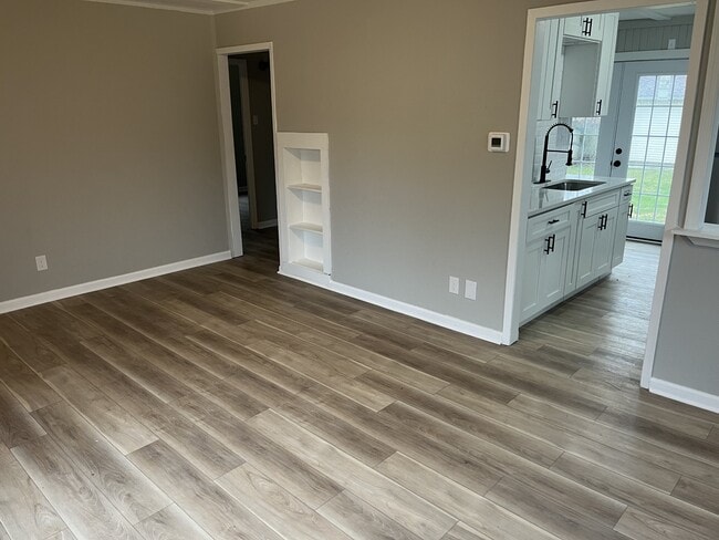 Building Photo - 1665 Prospect St