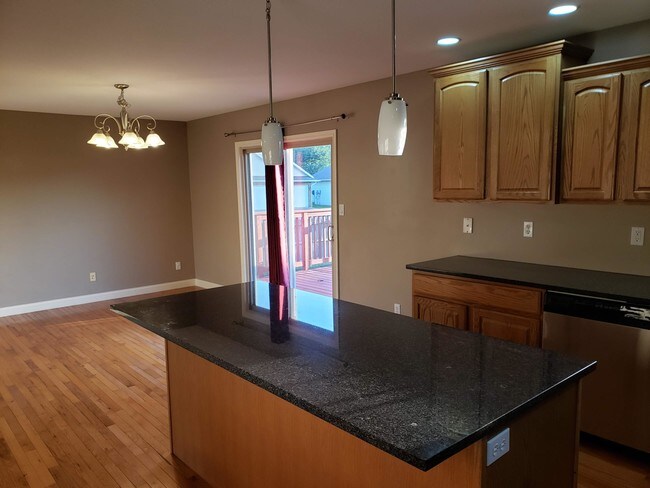 Building Photo - 109 Yorkshire Dr