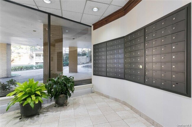 Foto del edificio - 25 Rockledge Ave