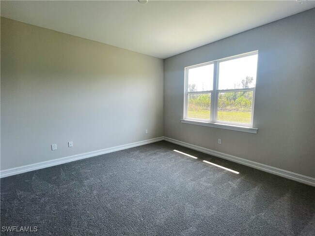 Building Photo - 1050 Enbrook Lp
