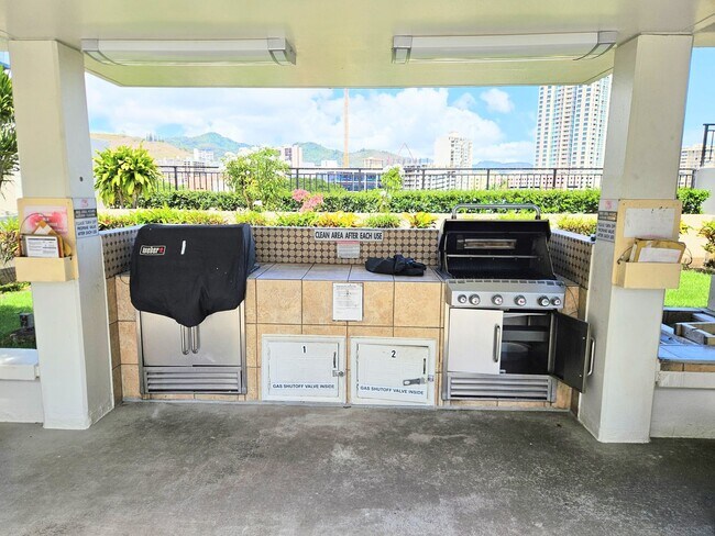 Foto del edificio - Royal Capitol Place Kakaako 1 Bedroom 1 Ba...