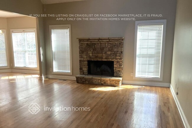 Building Photo - 5253 Monarch Dr