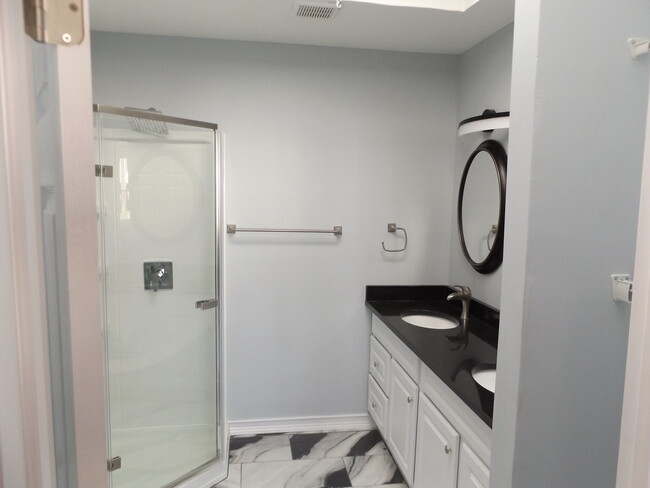 Master Bath w/Shower - 5632 Chester Ave