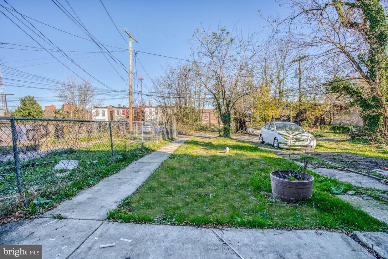 Primary Photo - 3431 Reisterstown Rd