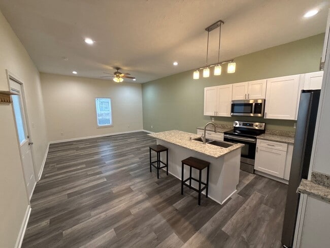 Foto del edificio - 440 Terrace Ave