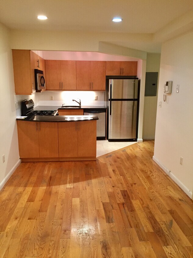 4053 62nd St Unit 1C, Queens, NY 11377 Condo for Rent in Queens, NY