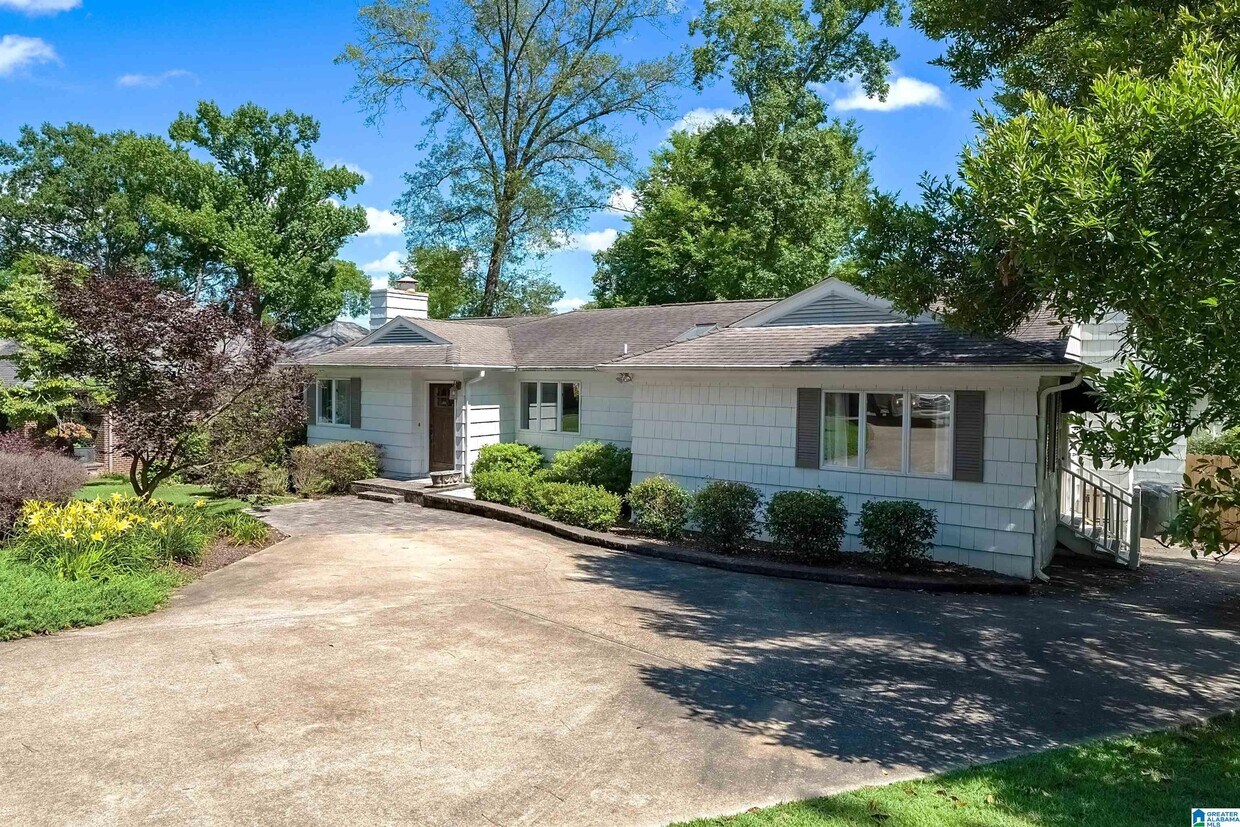 Foto del edificio - 2005 Chestnut Rd