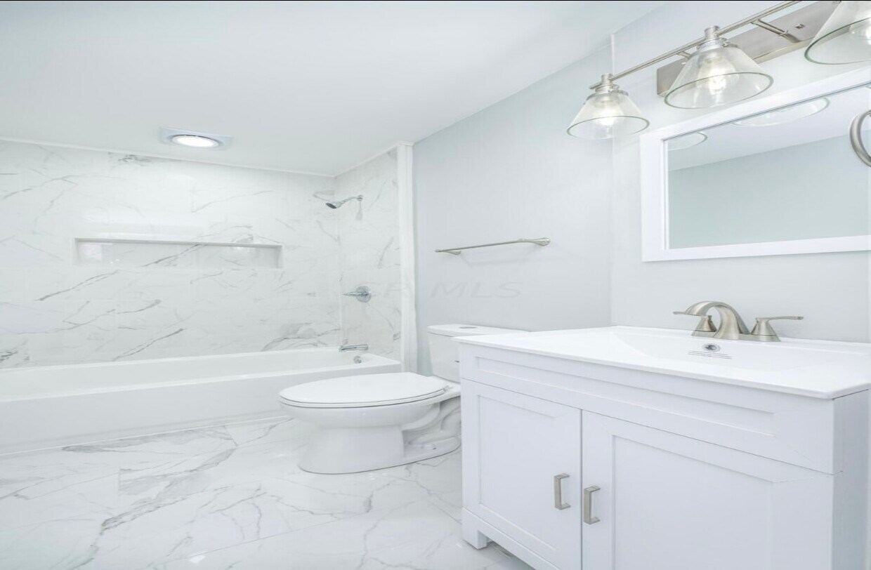 203 E Sugar St, Mount Vernon, OH 43050 House Rental in Mount Vernon