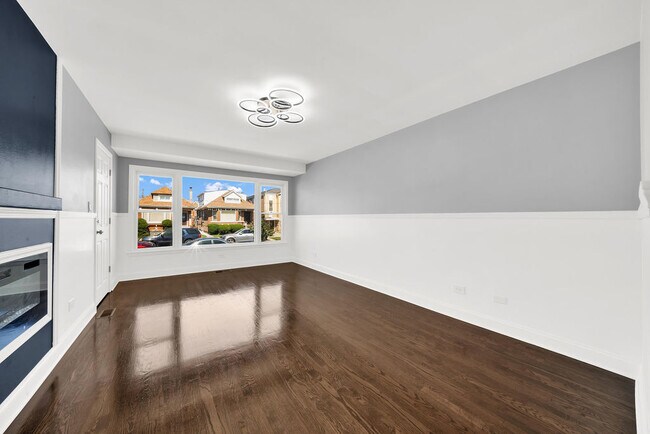 Foto del edificio - 7245 S Washtenaw Ave.