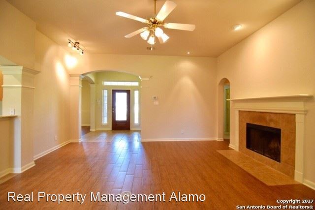 Building Photo - 4 br, 3 bath House - 444 Lantana Ridge