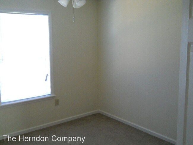 Foto del edificio - 3 br, 2.5 bath House - 1730-B Almond Tree