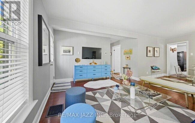 Photo du bâtiment - 67 Cumberland St