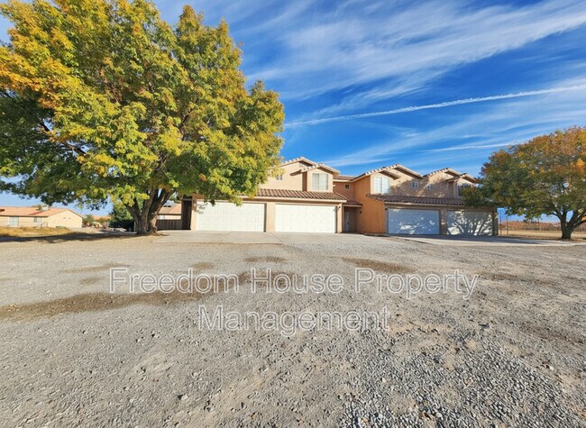 Building Photo - 910 Bourbon St