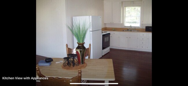 Building Photo - 505 Overstreet Dr