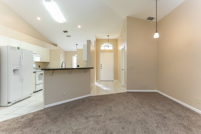 Building Photo - 5141 Willow Pond Rd W
