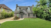 Primary Photo - 102 Richards St