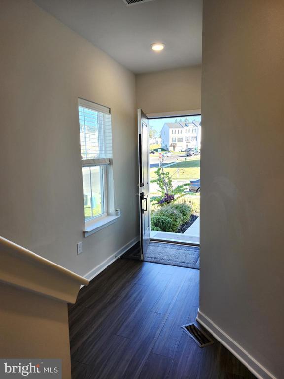 Foto del edificio - 4901 Brookside Ct