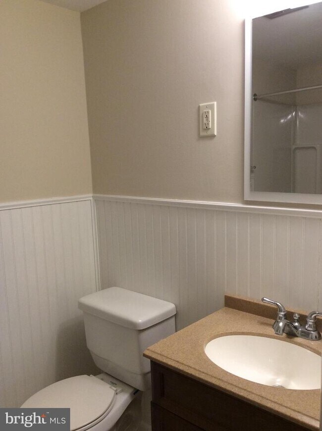 Foto del edificio - 7 Rockford Rd