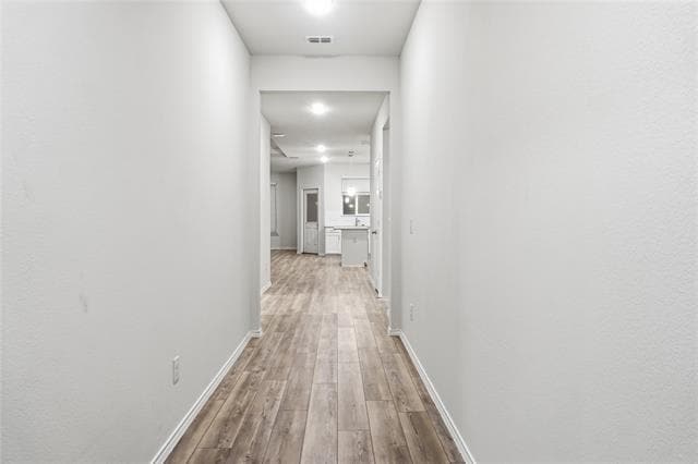 Foto del edificio - 1104 Bluespire Dr