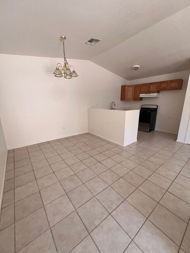 Building Photo - 7221 Murray Ln