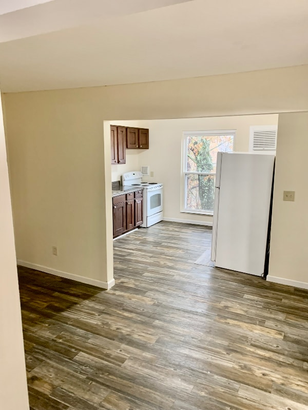 Photo - 139 Hendricks Blvd Apartment