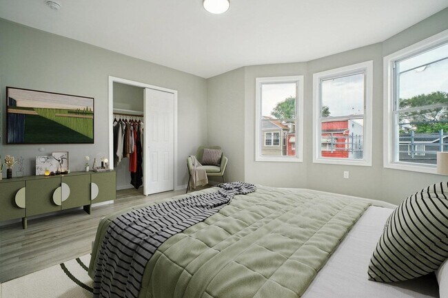 Foto del edificio - 125 Kearney Ave