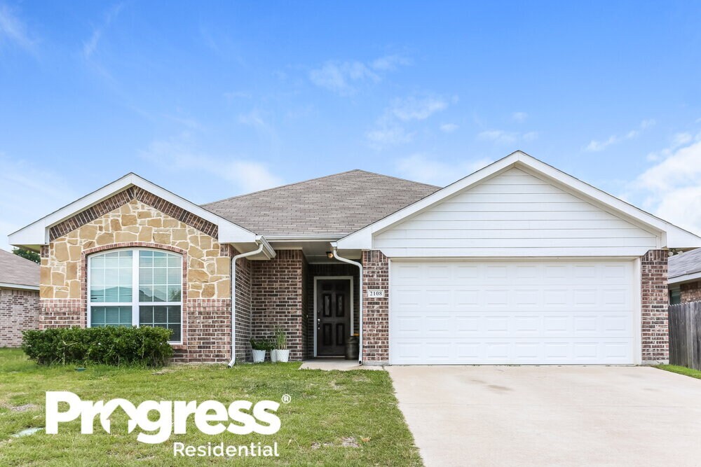 2108 Natchez Dr, Ennis, TX 75119 House Rental in Ennis, TX