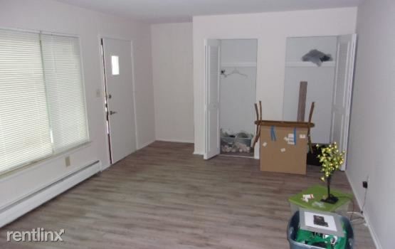 Foto del edificio - 2859 E Maple Rd