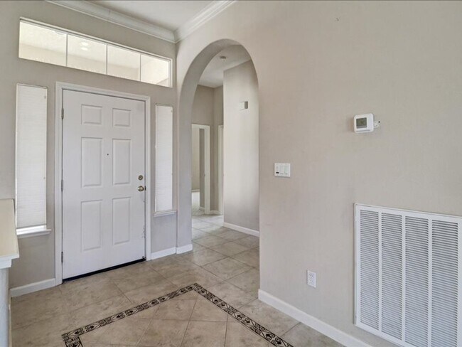 Foto del edificio - Trilogy 55+ Beautiful 3BD/3BA with pond view