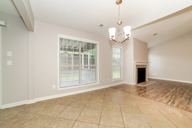 Building Photo - 4753 Limestone Ln NW