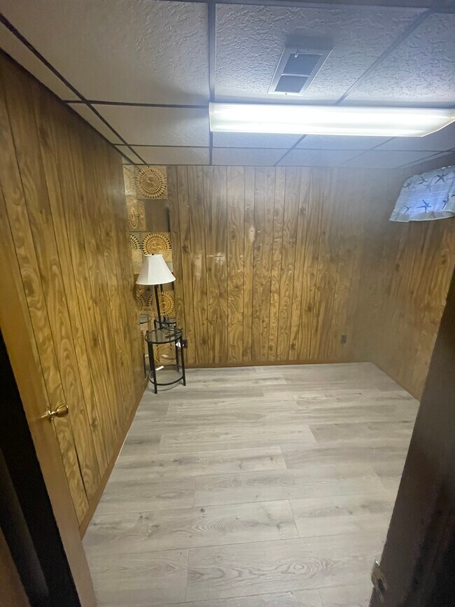 Building Photo - 1416 Lancelot Dr