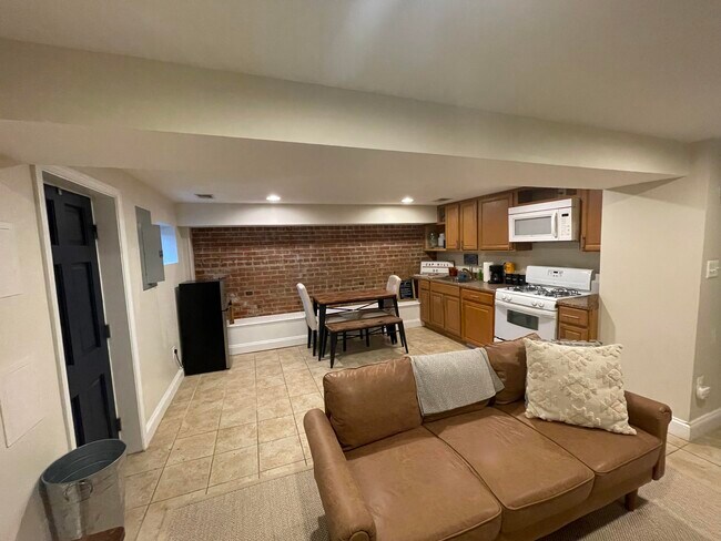Foto del edificio - 319 14th St NE