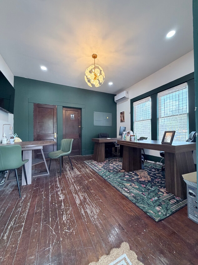 Foto del edificio - 1406 S Hackberry St