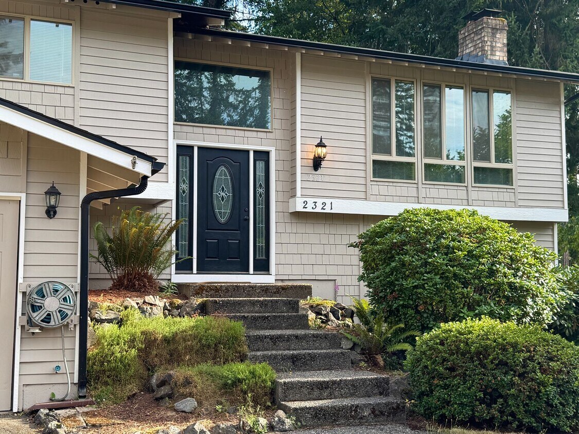 Primary Photo - This is one extra special home....4 plus b...