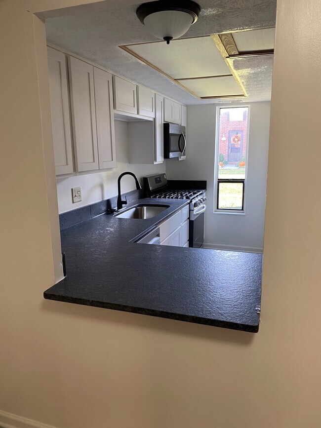 22 King Arthur Ct Unit 22, Westerville, OH 43081 Condo for Rent in