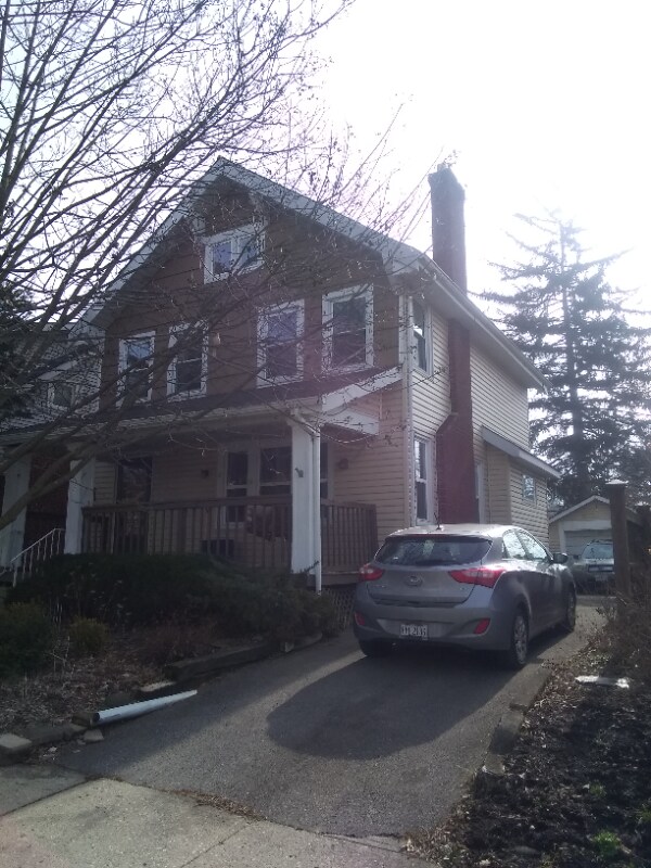 Foto del edificio - 167 E Longview Ave
