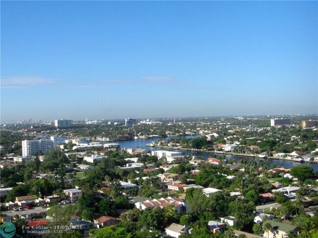 Foto del edificio - 111 Briny Ave