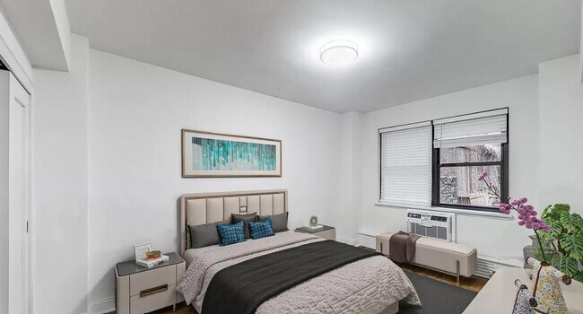 Foto del edificio - 219 E 69th St