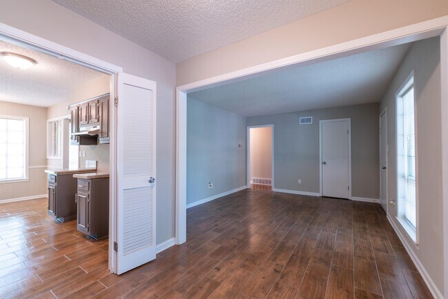 Foto del edificio - 4262 Sunnyslope Dr