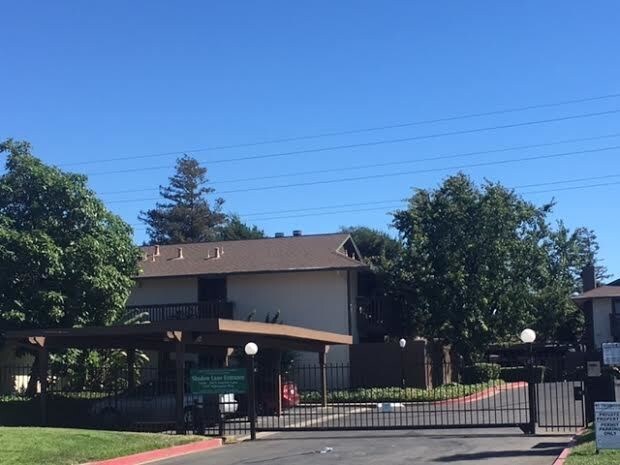 Building Photo - 1707 Mahogany Way