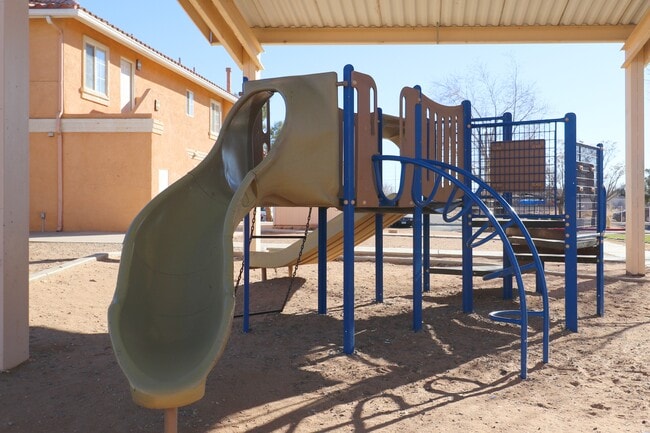 Building Photo - Desert Gardens