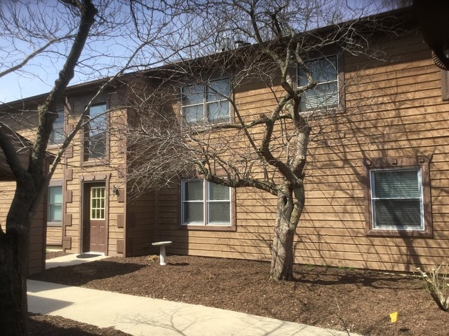 Building Photo - 511 Huntridge Dr