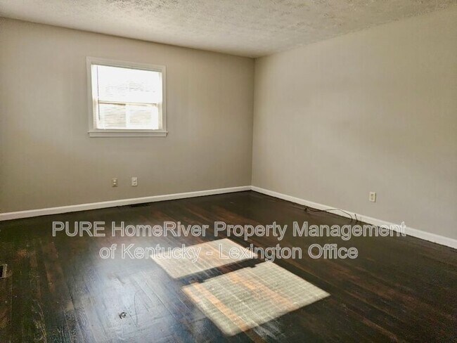 Building Photo - 1278 Winburn Dr
