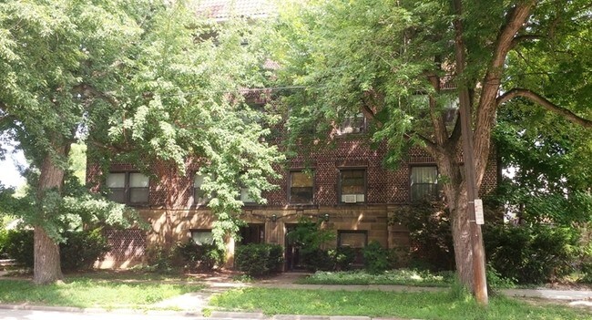  - Turtle Park Apartments
