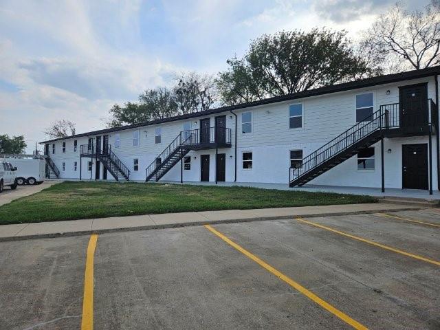 Primary Photo - 500 Hwy 75