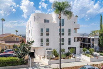 Building Photo - 3844 W 27th St