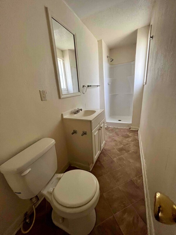 Foto del edificio - 517 N Live Oak St