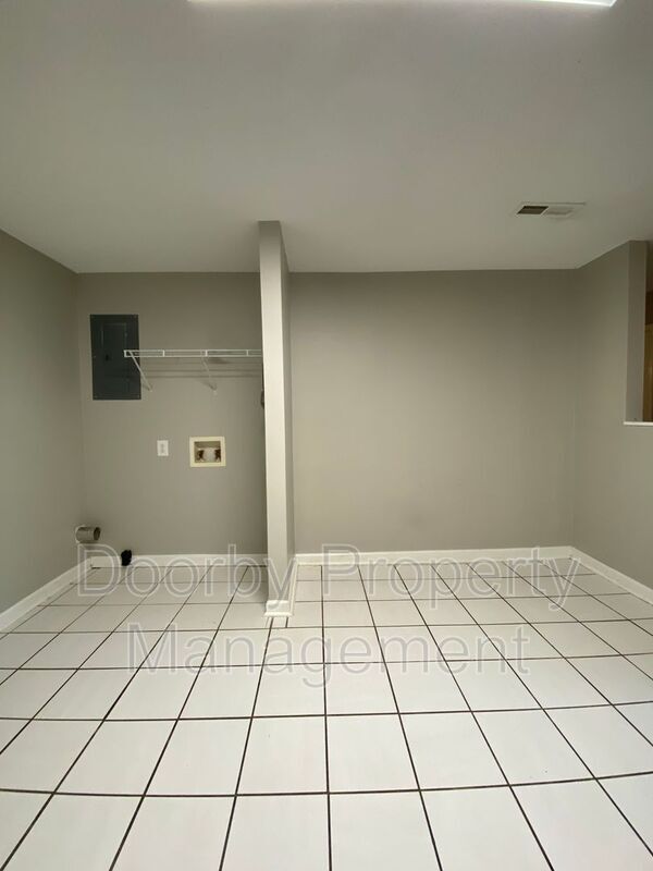 Foto del edificio - 1600 Duke Ln