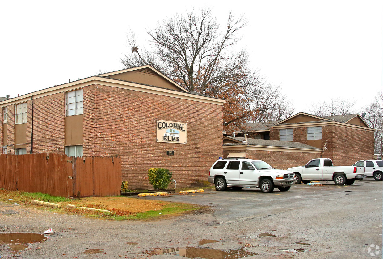 Primary Photo - X-Colonial Elms Apartments